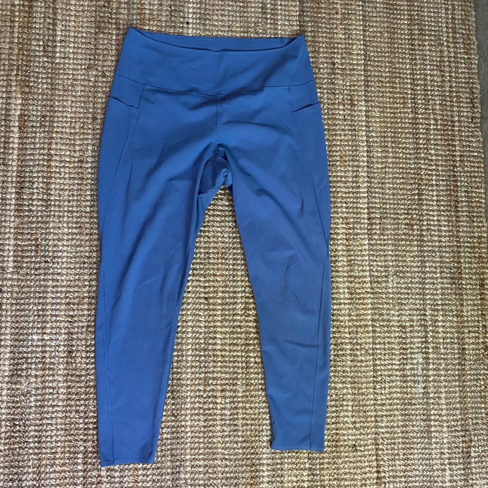 Uniqlo AIRism pocketed UV protection soft leggings